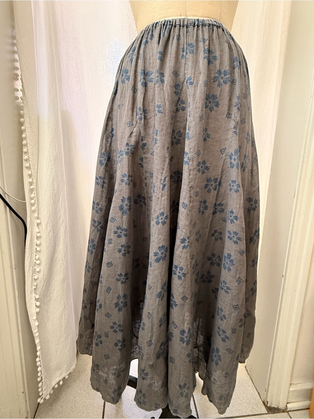CP Shades, 100% Linen, Floral Print Lily Skirt, Multi Gore Maxi, Lagenlook, sz M